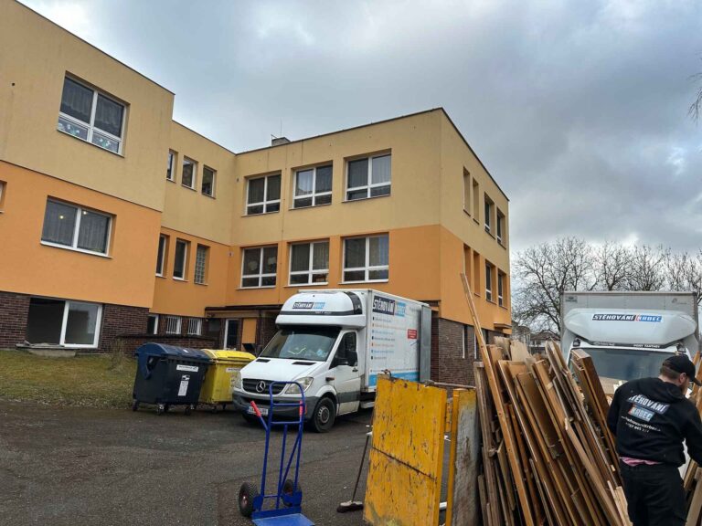 StehovaniKrbec.cz-Stehovani-praha-8